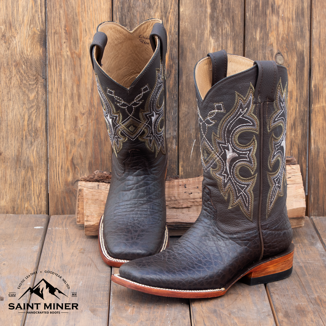 Botas cuello de toro chocolate con cinto