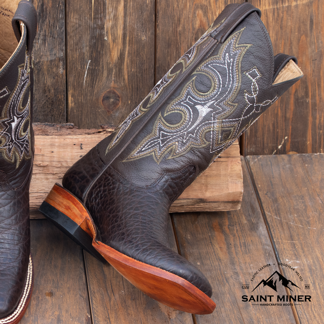 Botas cuello de toro chocolate con cinto - Image 3