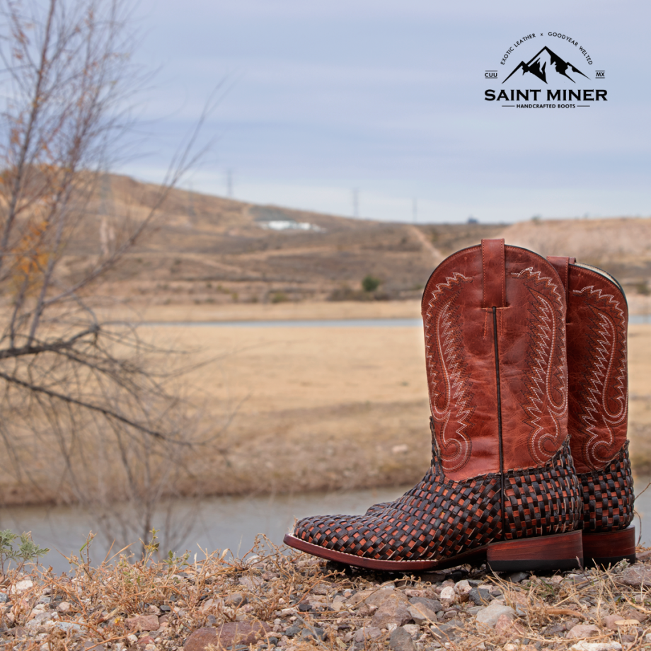 Botas tejidas black cherry con cinto de REGALO!